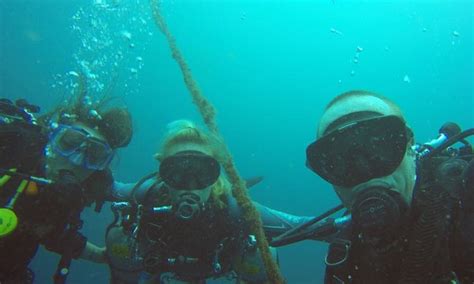 Week Four Tristan S Divemaster Course In Bunaken Two Fish Divers