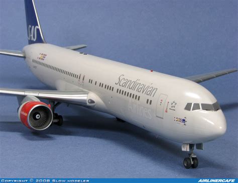 Revell Boeing Airlinercafe