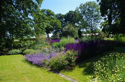 National Garden Scheme Open Gardens In At Norwell And Ossington House In The Newark Area