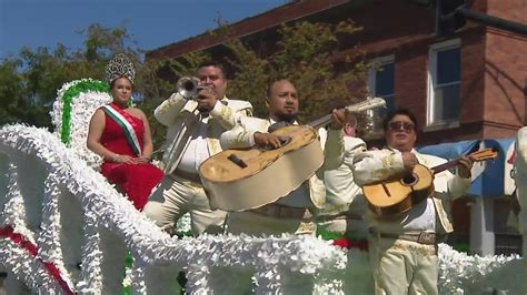 Mexican Independence Day Celebrations Continue With Parade In Chicago