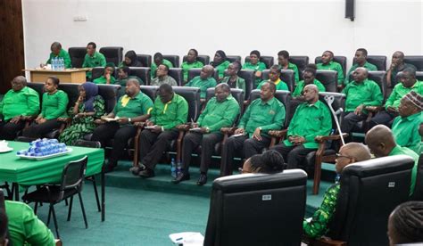 Katibu Mkuu Wa Ccm Dkt Nchimbi Azungumza Na Watumishi Wa Ccm Full