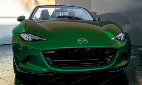 2016 Mazda Mx 5 Colorizer Shows Roadster Look In 26 New Paints Mazda