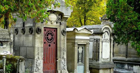 Smetto Di Leggere Parigi Cimitero P Re Lachaise Le Tombe Di Proust