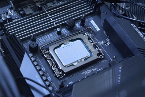 Intel Refutes Alder Lake CPU Warping Bending Issues Warns On Voiding