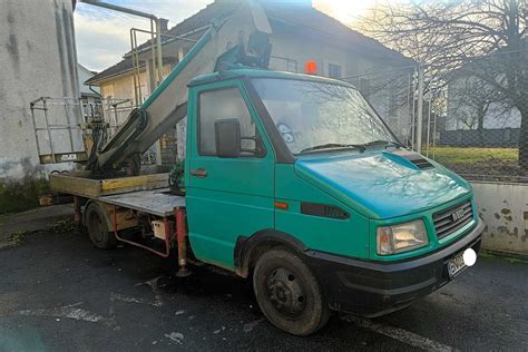 Iveco Daily 35 8 cu nacelă Multitel PRB 16m se conduce cu cat B