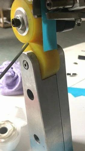 Hot Air Seam Sealing Machine For PPE Raincoats Jackets Voltage 240 V Model Name Number Sr