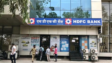 Hdfc Bank Net Profit Jumps 29 In First Quarterly Results After Merger