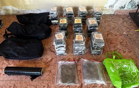 Capturan A Funcionaria De La En Operativo Antidrogas En Villa Lucre