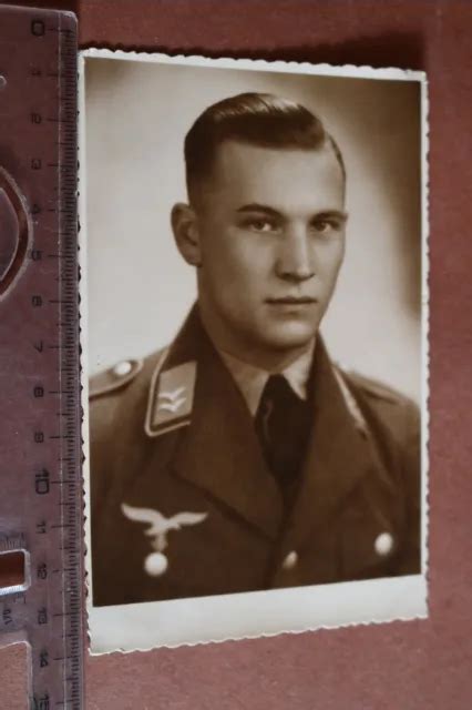 Tolles Altes Portrait Eines Jungen Soldaten Luftwaffe Eur