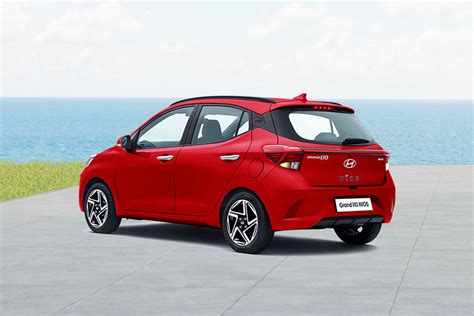 Hyundai Grand I10 Nios On Road Price In New Delhi 2025 Offers Images