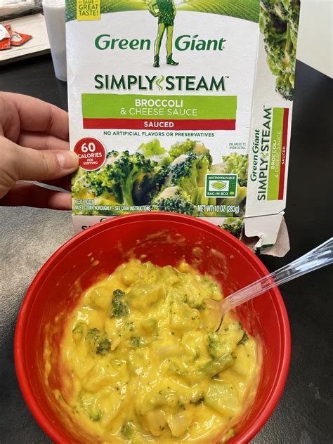 Green Giant Simply Steam Broccoli And Cheese Sauce Sauce Was Thin But