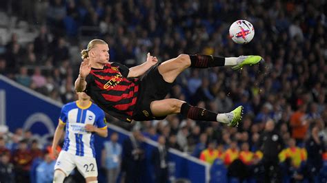 İngiltere Premier Lig de yılın futbolcusu Erling Haaland