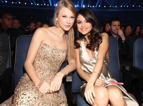 Amas Love From Taylor Swift And Selena Gomezs Cutest Bff Pics E News