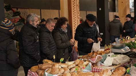 Vídeo Gran ambiente en la feria de Santa Lucía de Urretxu y Zumarraga