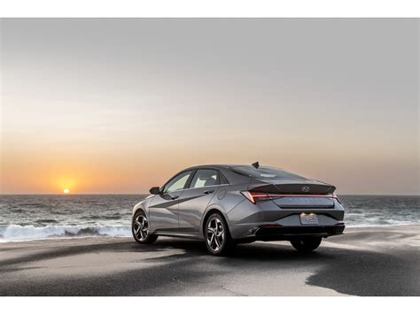 2023 Hyundai Elantra Hybrid: 32 Exterior Photos | U.S. News