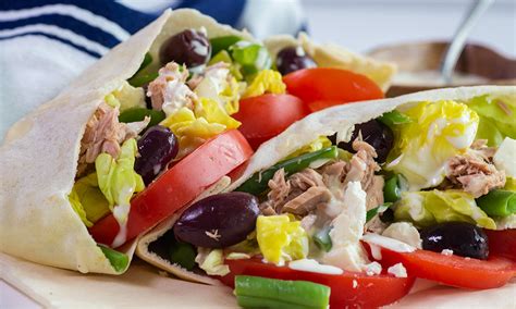 Tuna Salad In Pita Pockets Ocean S