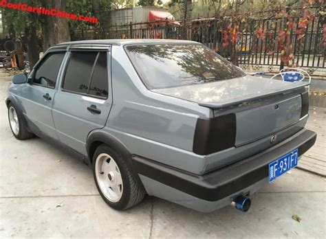 A Slightly Modified Volkswagen Jetta MK2 In China - CoolCarsInChina.com