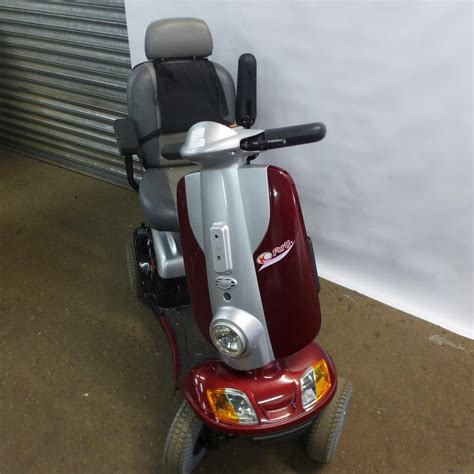 A Kymco K Foru 4 Wheel Mobility Scooter 4 8 Mph Electric Mobility Scooter With Key No Charger W