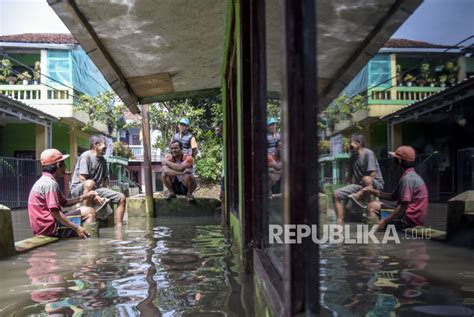 Hujan Lebat Banjir Rendam Dayeuhkolot Dan Bale Endah 1 Republika