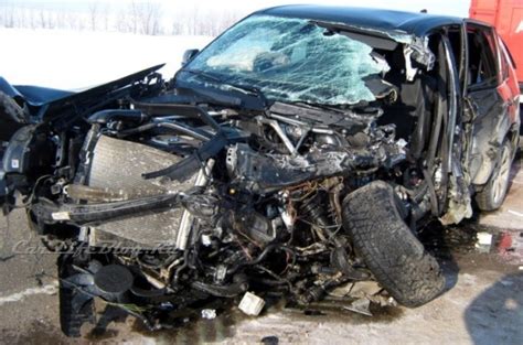 Real Car Crash in US,Real Fatal Crash: BMW Fatal Car Crashes