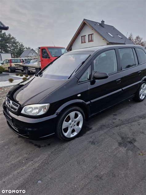 U Ywane Opel Zafira Pln Km Otomoto