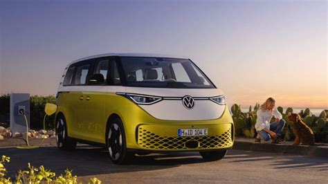 Vw Id Buzz Bekommt F Nf Neue Versionen Eine Knackt Bedeutende