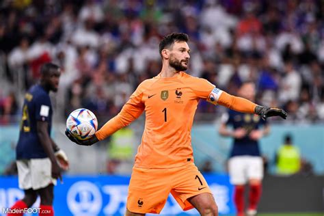 Equipe De France Hugo Lloris Entre Dans L Histoire Des Bleus Officiel