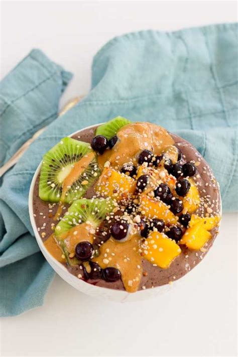 Summer Superfood Smoothie Bowl Love And Zest