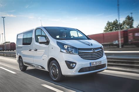 Opel Vivaro Sport Il Van Dinamico Nelle Concessionarie Prezzi E