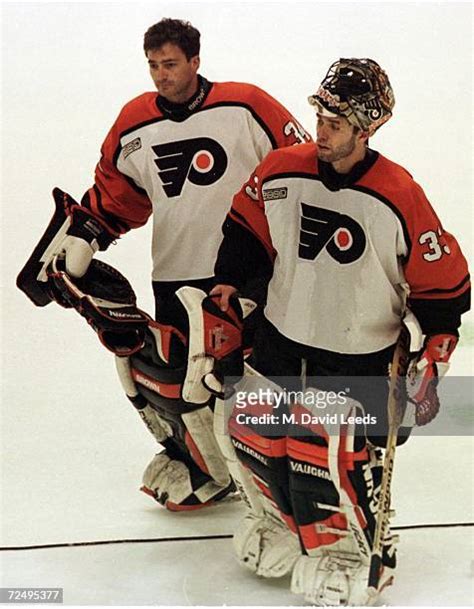 Flyers Brian Boucher Photos and Premium High Res Pictures - Getty Images