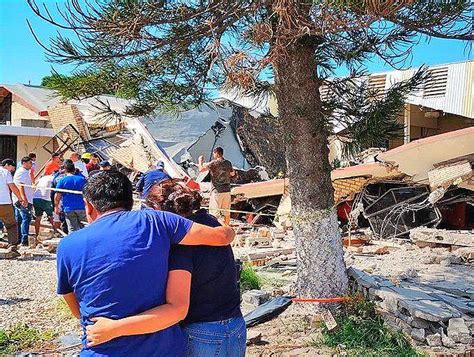 Techo De Iglesia Se Derrumba En Ciudad Madero HAY MAS DE 50 PERSONAS