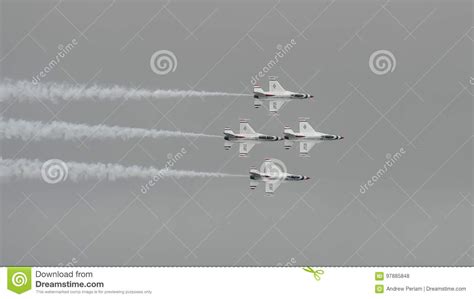 F-16 Thunderbirds editorial stock photo. Image of cockpit - 97885848