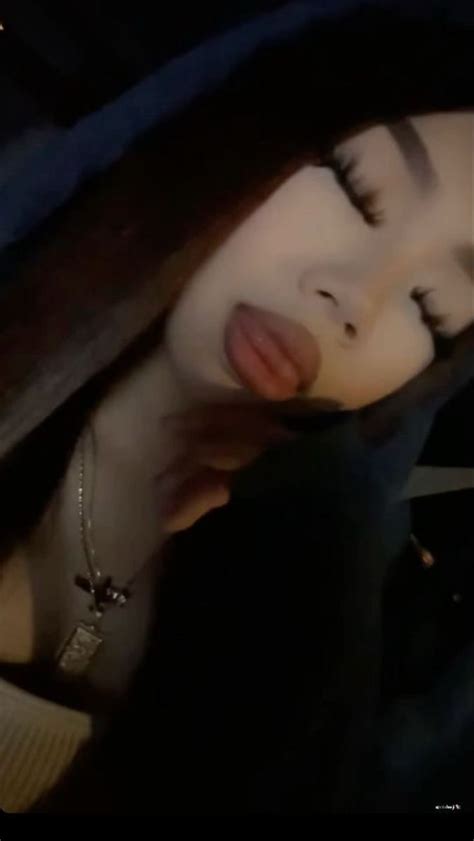 Pin By Samantha Samantha On Latina Inspo In Pretty Teenagers Cute Poses For Pictures