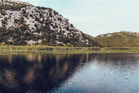 Parque Nacional Del Lago Skadar En Montenegro Vistas A Las Monta As