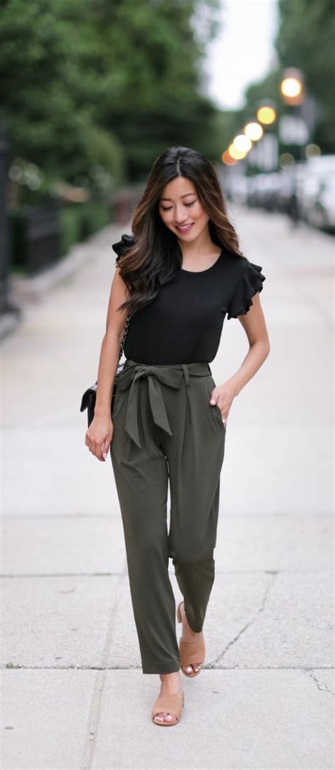 How To Wear Paperbag Pants 16 Paper Bag Pants Outfit Ideas Her Style