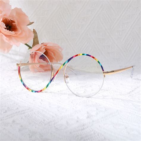 Hilary Round Multicolor Glasses