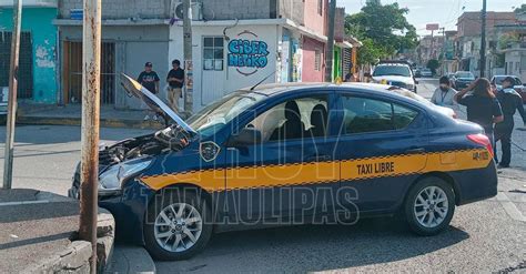 Hoy Tamaulipas Accidente En Tamaulipas Taxista Se Paso Un Alto Y Provoco Aparatoso Choque En