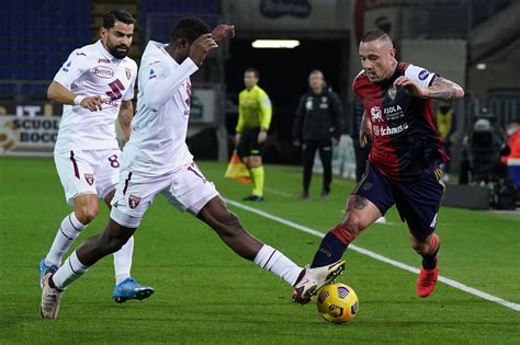 Serie A Cagliari Torino 0 1 Nicola Esulta Grazie A Bremer Di