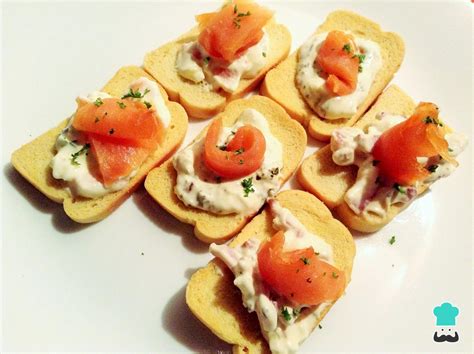 Canapés de salmão defumado cream cheese Fácil