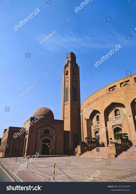 Grand Jamia Mosque Bahria Town Lahore Stock Photo 2227511675 Shutterstock