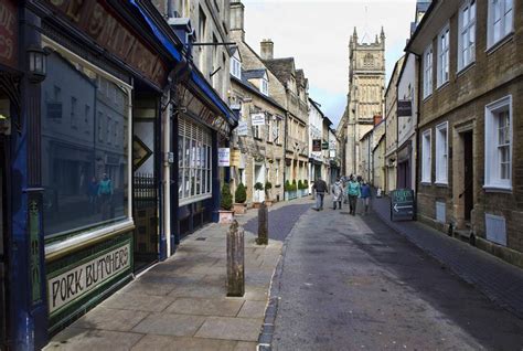 Cirencester The Cotswolds Guide