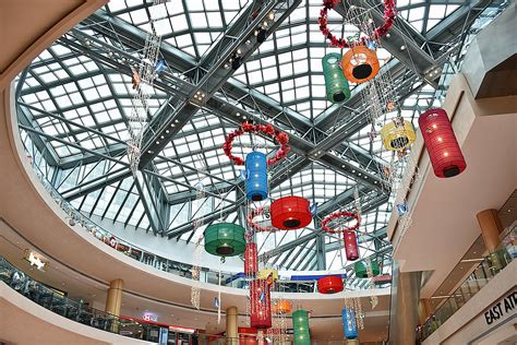 Suntec City Mall Decorations At The Ceiling Of East Atrium Flickr