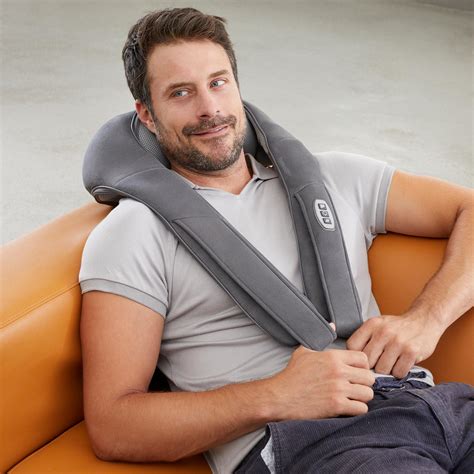 Nm 885 Shiatsu Neck Massager Medisana®