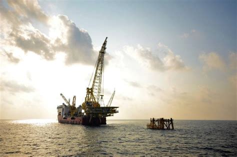 Low Oil Prices Could Spur Offshore Decommissioning Wave