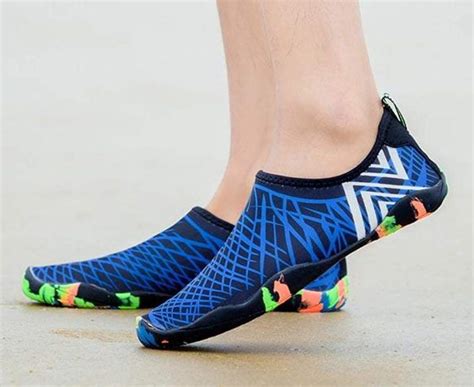 Aqua Shoes: The Reasons You Need Them and Their Various Uses