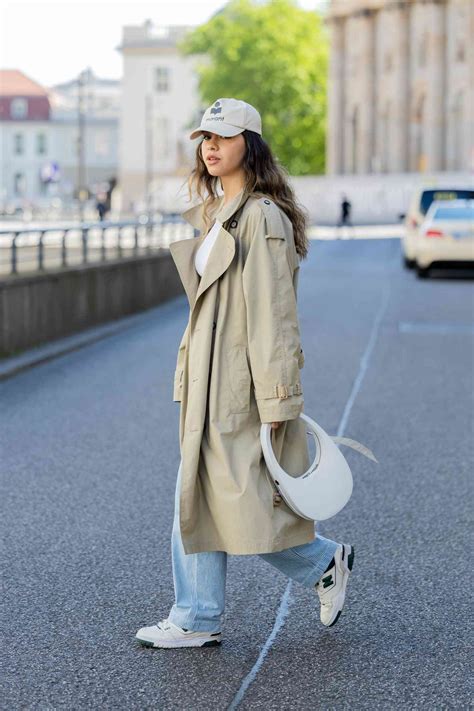 12 Trench Coat Outfits You Ll Want To Bookmark