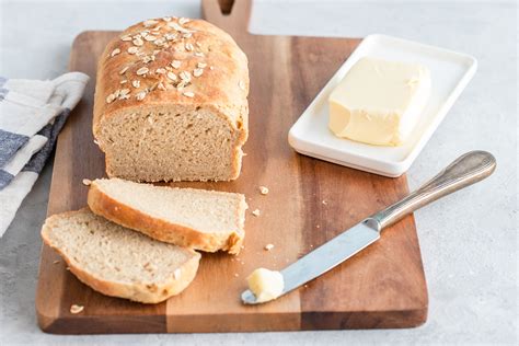 Homemade Oatmeal Bread Recipe