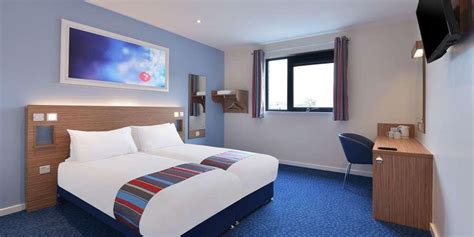 Hotel TRAVELODGE HARLOW - Harlow - Great prices at HOTEL INFO