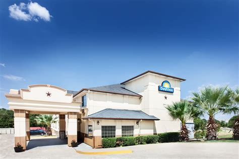 Days Inn by Wyndham Arlington | Arlington, TX Hotels