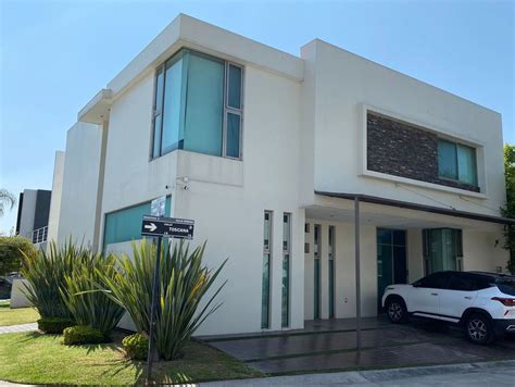 Casa En Venta En Av Naciones Unidas Virreyes Zapopan Jalisco